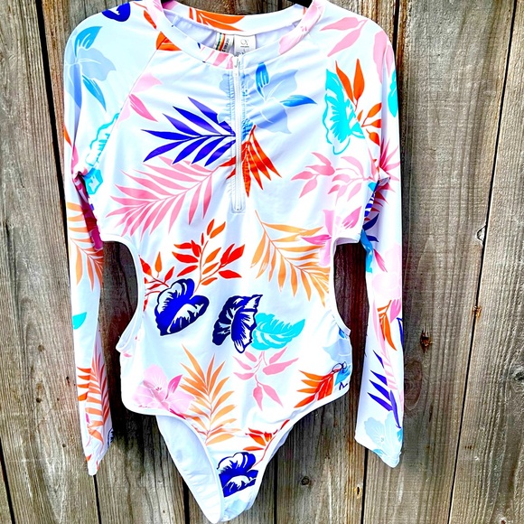 OP Side Cutouts One Piece Swimsuit - Picture 1 of 5